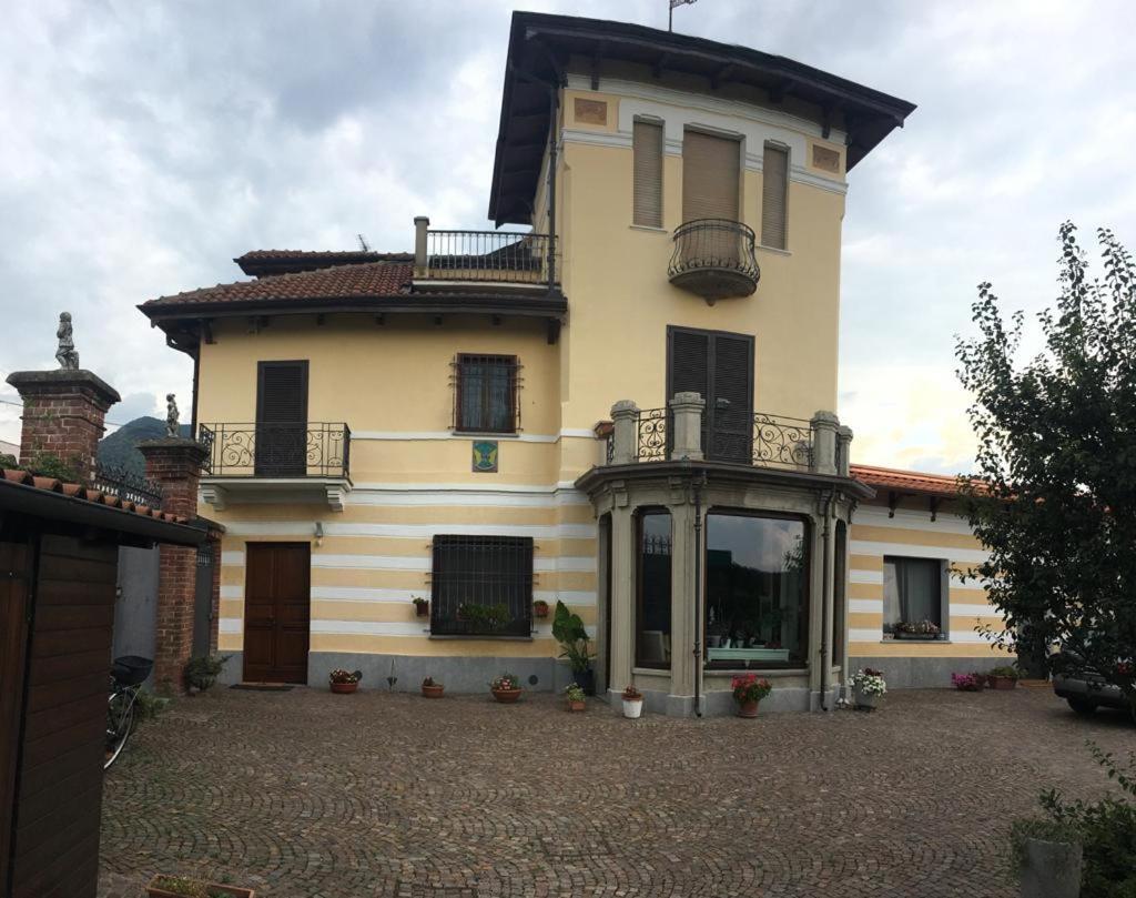 Elegante Appartamento Sangano Exteriör bild